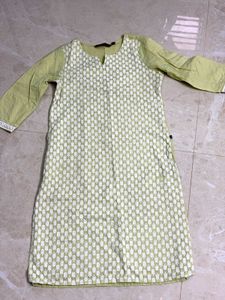 Embroidered Green Kurta