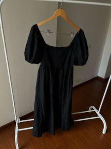 NEW LOOK Black Puffed Sleeve Maxi Dress