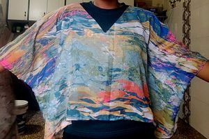 Abstract Print Top
