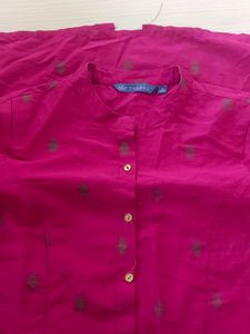 Free Gift Assured$Avaasa Medium Size Kurta