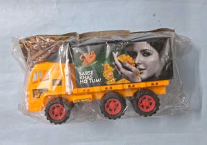 SLICE TOY TRUCK