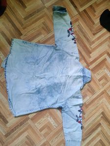 Size L ,And Brand Ebellia
