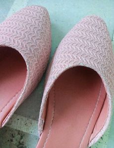 Juties/Flip-flops/ Flats Party Wear