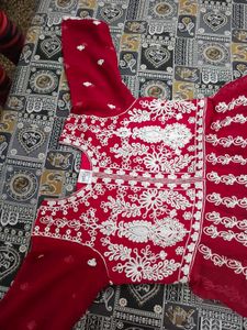 Hot pink Embroidered Ethnic suit with legging