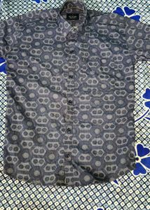 Patterned ICON Shirt