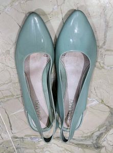 Comfortable 👡 Sandal, Carry Professionally