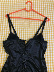 Lace Corset Top Bust 34(bit Stretchy)