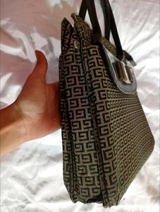 Preety Tote Bag