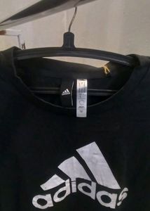 Adidas Graphic Tee - Black
