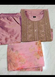 UNUSED KURTI SET FOR ALL SIZES