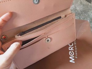 Peach Wallet