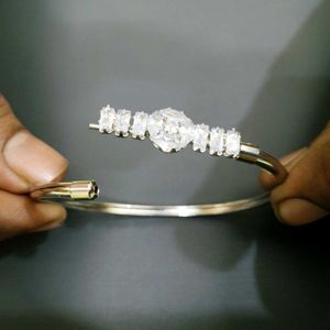 Elegant Bangle Bracelet