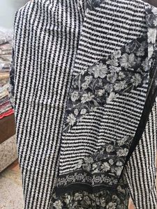 Floral Print Kurta Pillzo Set With Dupatta Size av