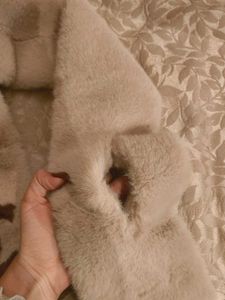 Neck Muffler With Loop