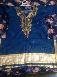 A Full Suit Stiched Drees ,Ready To Wear 🫧🌊🫐