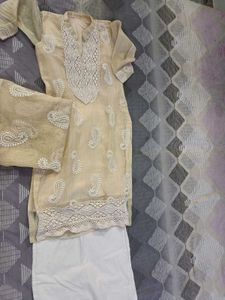 Beautiful Suit With Plazzo N Elegant Dupatta