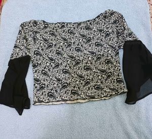 Paisley Print Off Shoulder Crop Tee
