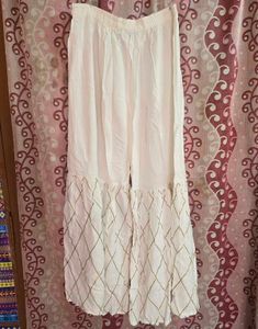 Embroidered Bandhani Print Kurta Set