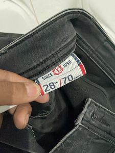 Jeans Size 28