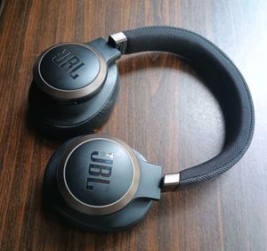 JBL LIVE 650 BTNC WIRELESS HEADPHONES.