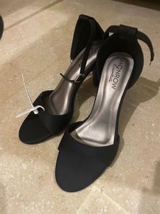 Monrow Essentials Black Heels - Brand New