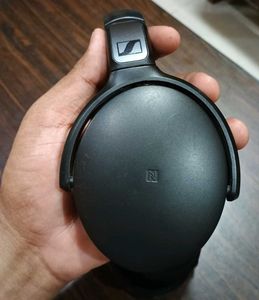 Sennheiser 4.40 Over The Ear Bluetooth Headphones