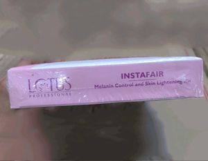 Lotus Professional InstaFair Skin Lightening Kit