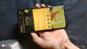 REALME 3 Mobile Phone