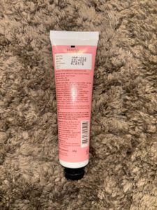 Miniso Peach Hand Cream
