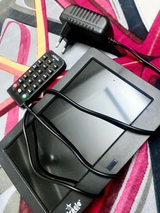 Digital Photo Frame 7” HD