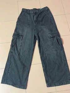 Trendy Black Cargo Pants