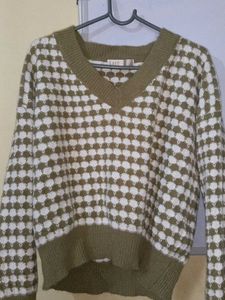 Olive & Cream Patterned V-Neck Sweater