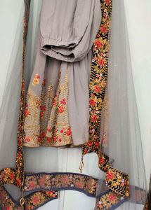 PAKISTANI HEAVY PALAZO SUIT ❤️ 😍 ITS JUST 👌 👏