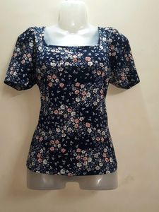 Fitted Floral Print Navy Blue Top🥀