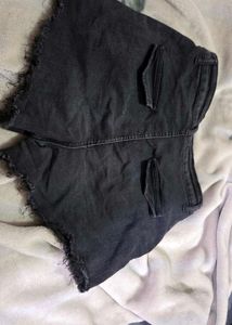Black Denim Frayed Hem Shorts