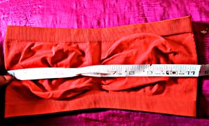 RED STRAPLESS BRA ( RECOMMENDED SIZES : 26- 32)