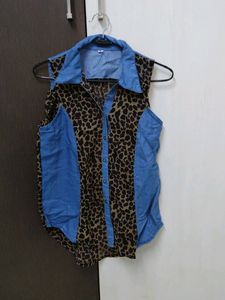 💢SALE💢 Denim And Cheetah Print Top