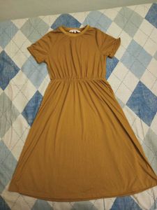 Casual mustard yellow dress