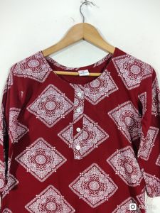 Heera Round Neck With 3/4th Sleeves Kurta (Women&#39;s