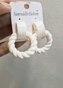 Chic Twisted Hoop Earrings