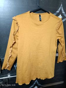 Ruffled Sleeve Top