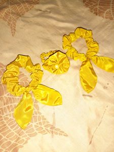 Yellow Scrunchie Set