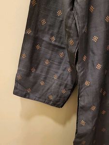Elegant Printed Kurta