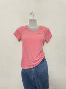 Nike Women&#39;s Regular fit Sports T-Shirt