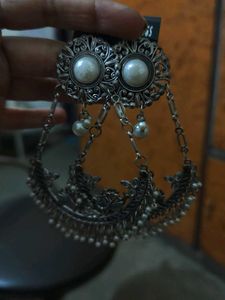 White Long Bohot Earrings With Pearl