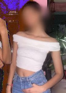 ihawtt/AestheticOff-Shoulder White Crop Top