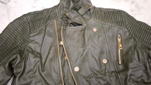 Classical  LEATHER JACKET  with AESTHETIC LOOK 🩶