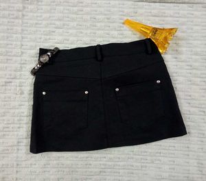 Chic Black Mini Skirt