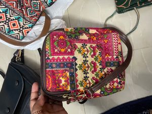 Both Are Mobile Sling