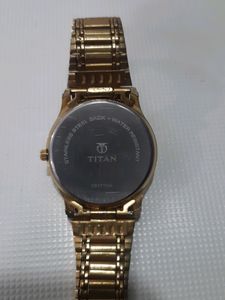 Titan Vintage Analog Watch